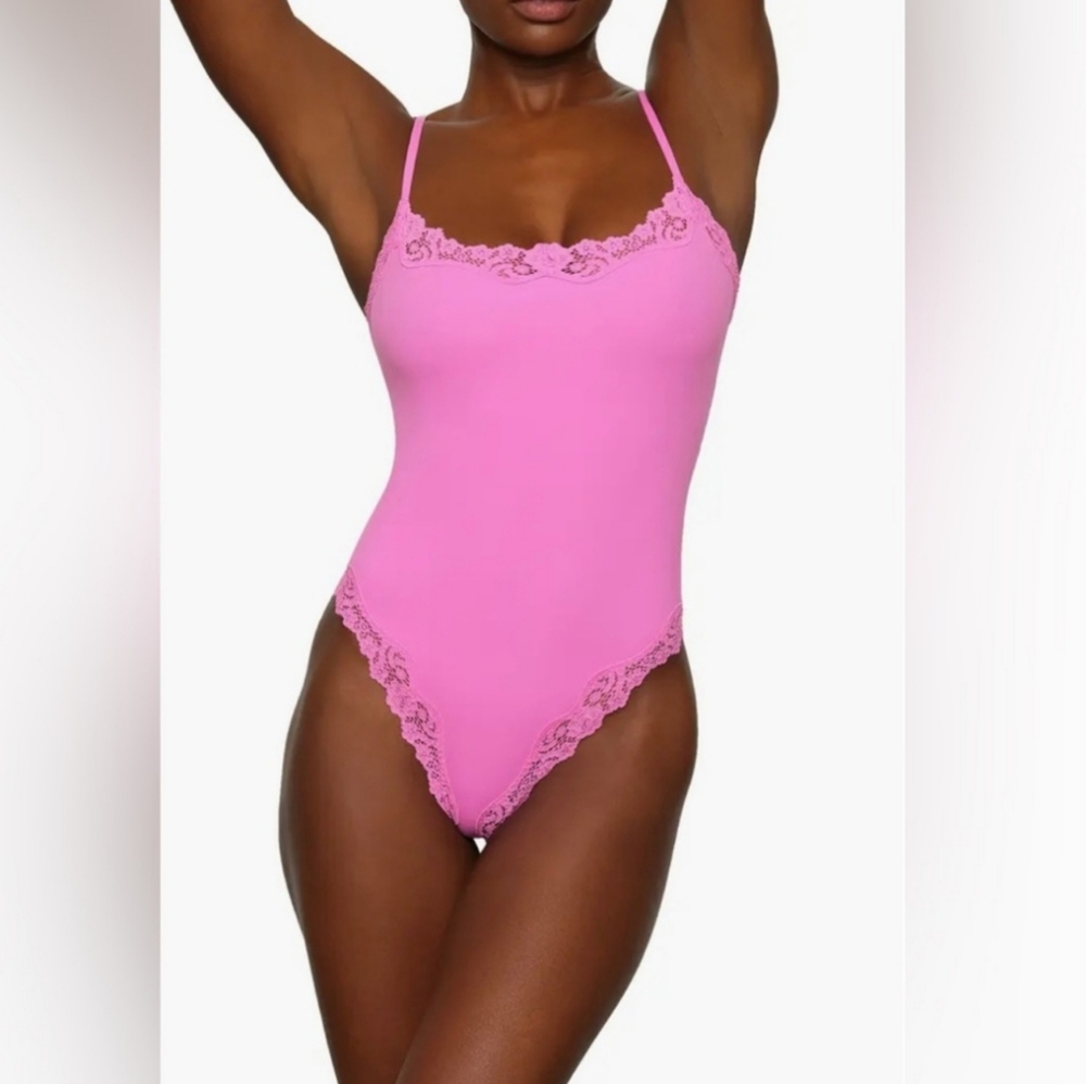 SKIMS Pink Lace Trim Bodysuit